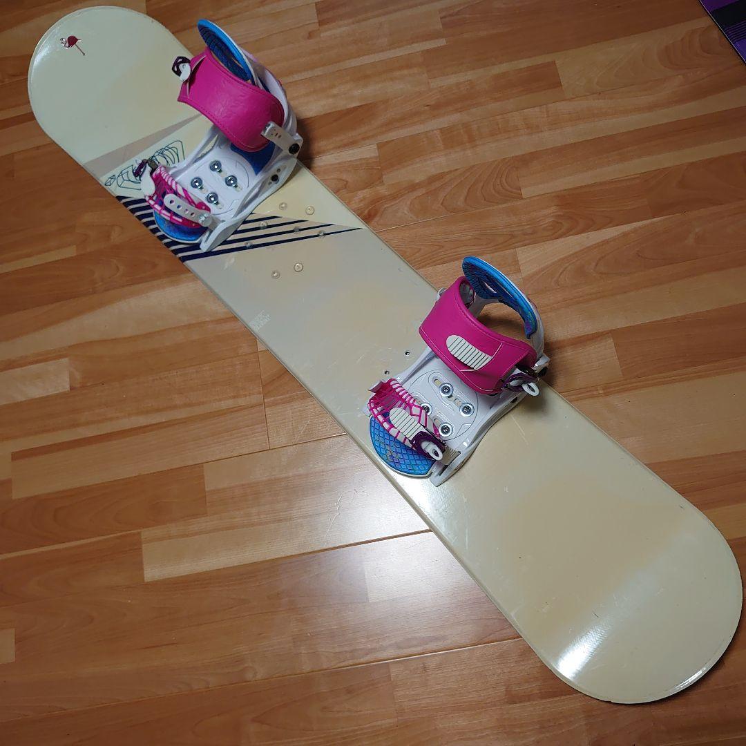 スノーボード　板／143cm／NITRO／EMPIRE／キャンバー