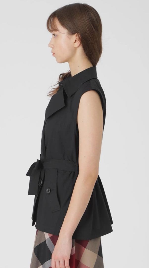 ブルーレーベル クレストブリッジ ジレ　新作