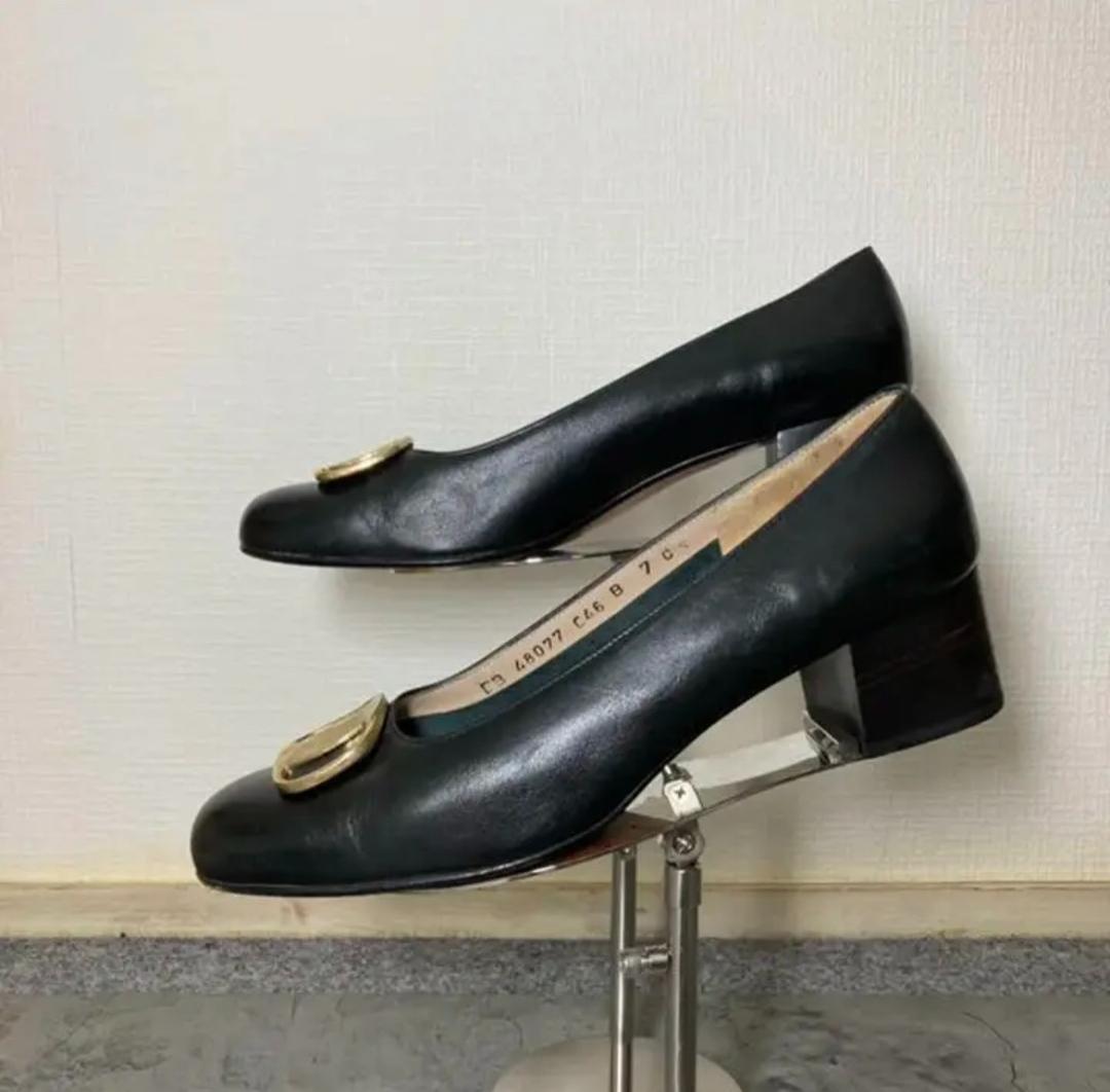 大人気新品 Salvatore Ferragamo パンプス 24 ブラック ヴァラ 1A6hD-m29484209808 人気セール2022
