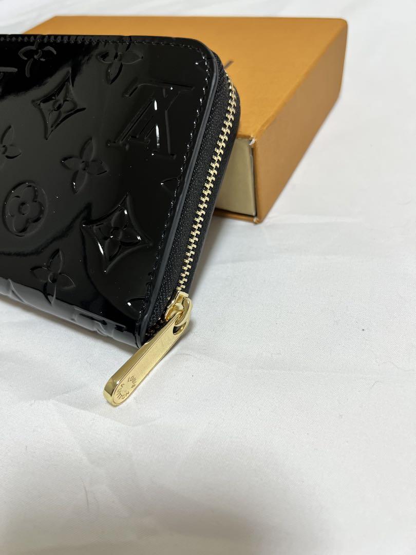 LOUIS VUITTON ジッピー・ウォレット　モノグラム・ヴェルニエナメル