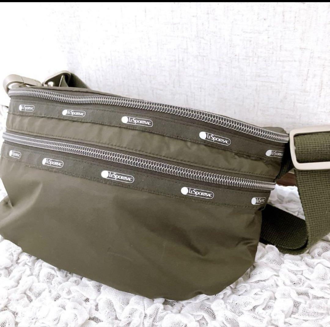美品レスポートサック　ESSENTIAL BELT BAG