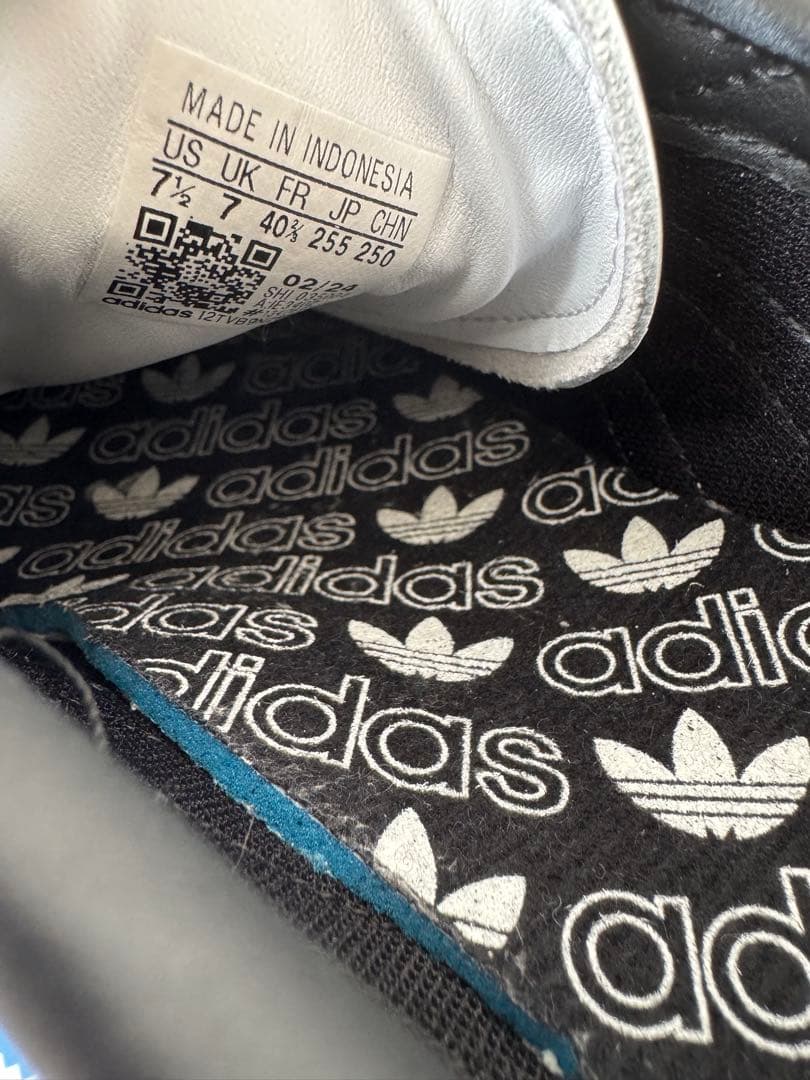 adidas HANDBALL SPEZIAL　IE3402