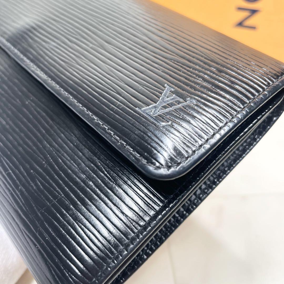 ルイヴィトン　エピ　ポシェットモネクレディ　美品　長財布　ロングウォレット