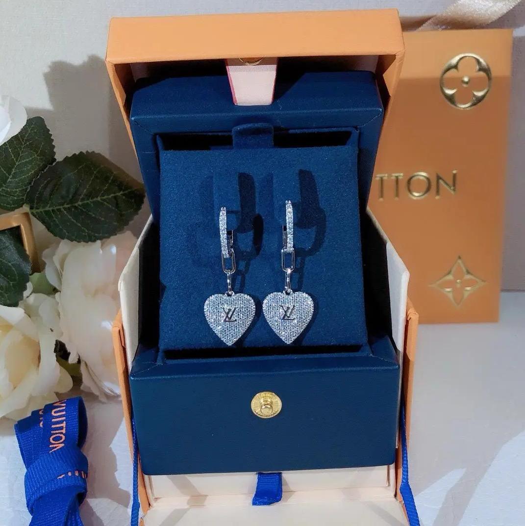 ✨超美品✨ピアス(両耳用) ✨超美品✨ピアス(両耳用)