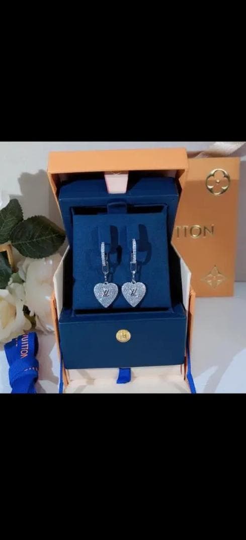 ✨超美品✨ピアス(両耳用) ✨超美品✨ピアス(両耳用)