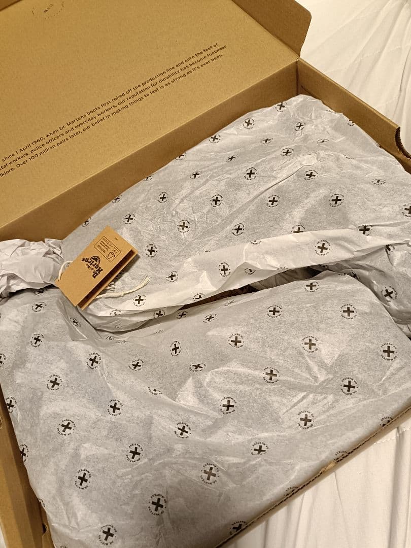 新品 ドクターマーチン 14ホール ファスナー ブーツ ジップアップ 新品 ドクターマーチン 14ホール ファスナー ブーツ ジップアップ