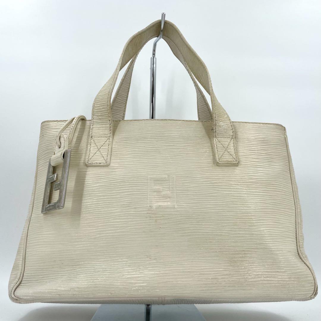 FENDI フェンディ ハンドバッグ エピ FF金具チャーム ロゴ型押し レザー