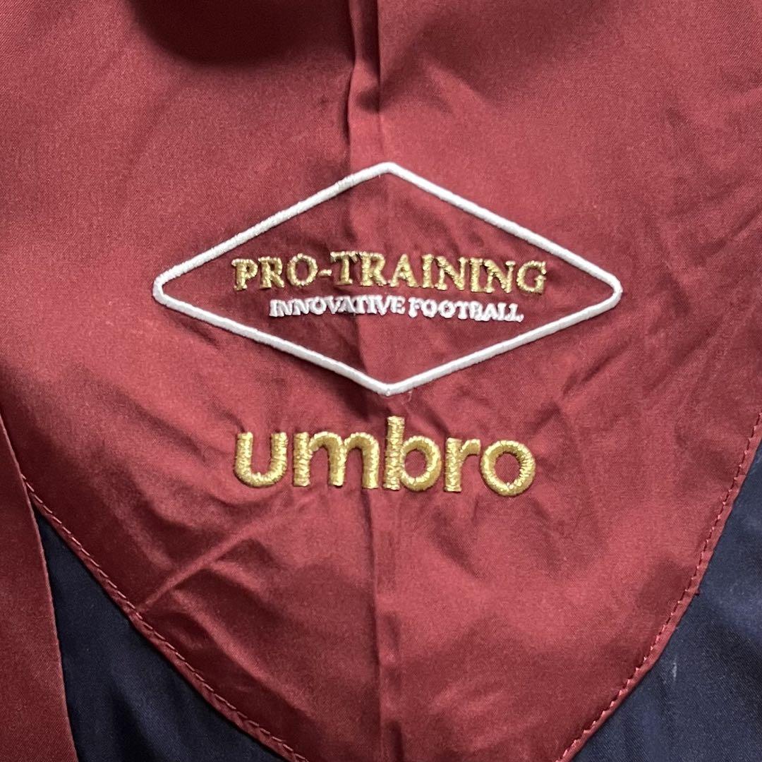 【00s umbro】プルオーバー　ピステ　デサント社製　好配色　デカロゴ　古着