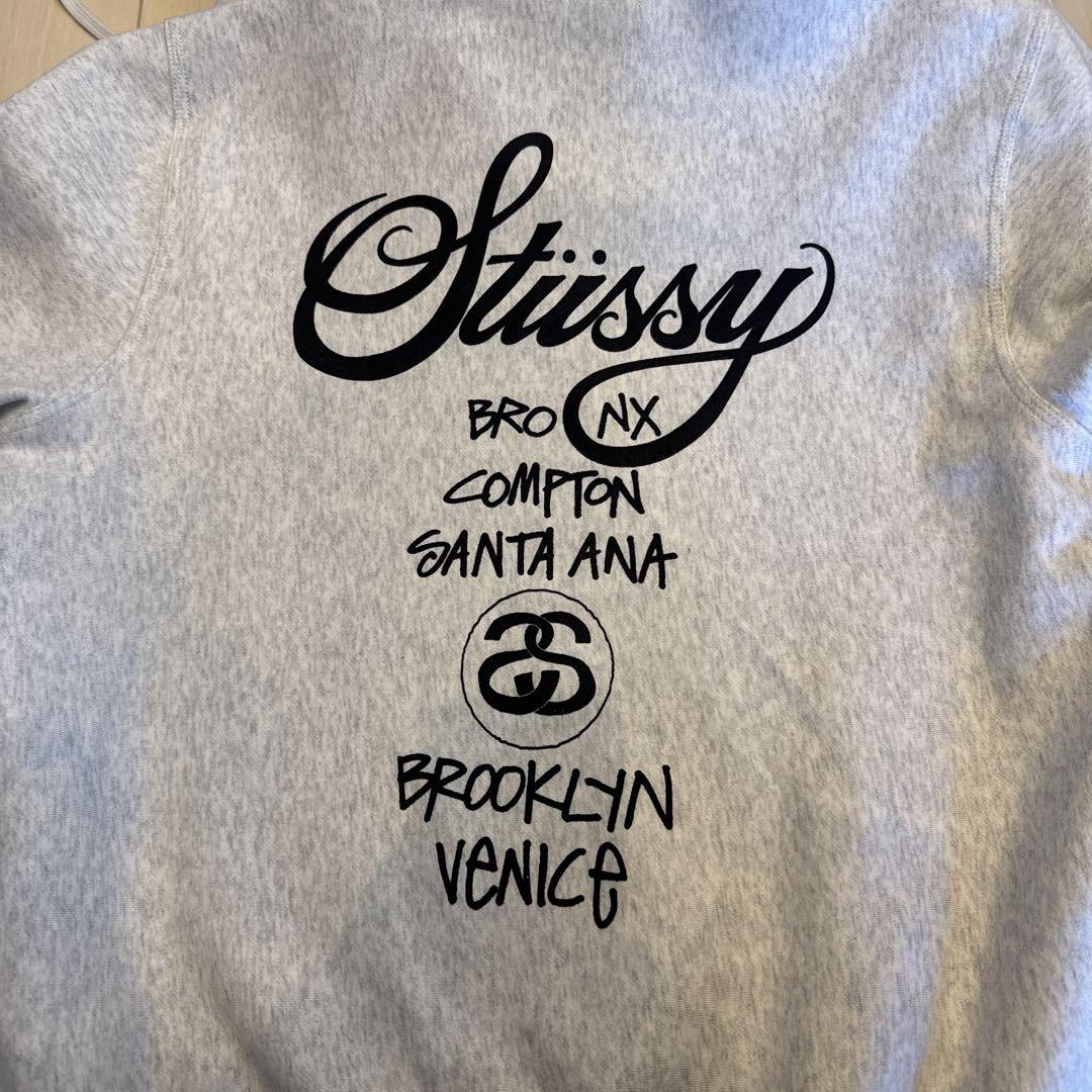 STUSSY グレー ジップアップパーカー S