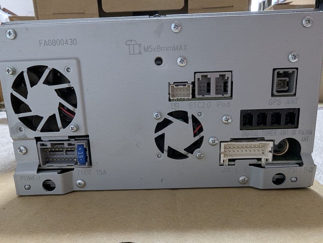 カーナビ目立った傷や汚れなし