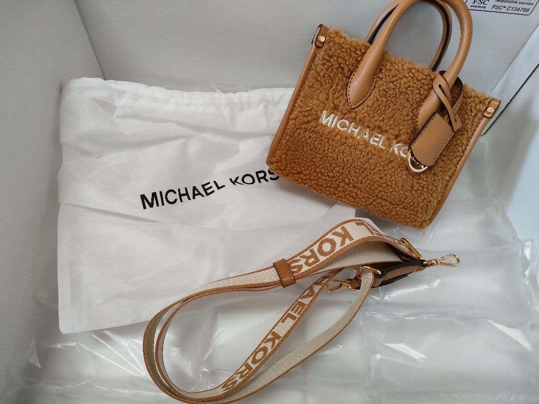 MICHAELKORS MIRELLA シェルパクロスボディ エクストラスモール