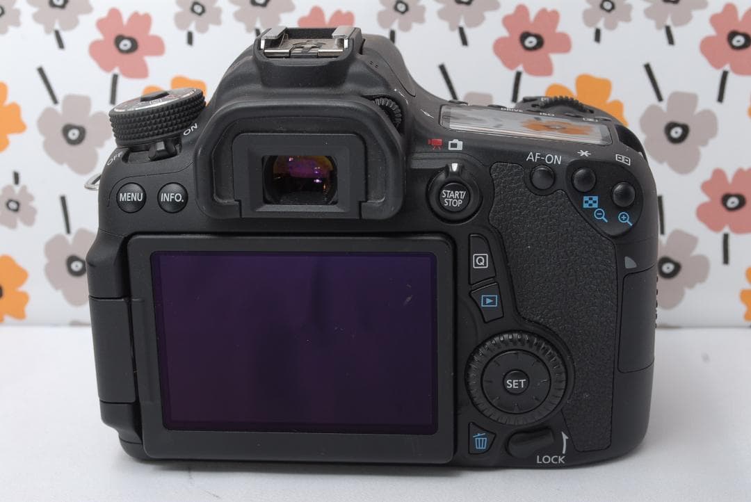 ❤Canon EOS 70D❤Wi-Fi接続❤ショット数1565回❤ダブルレンズ ❤Canon EOS 70D❤Wi-Fi接続❤ショット数1565回❤ダブルレンズ