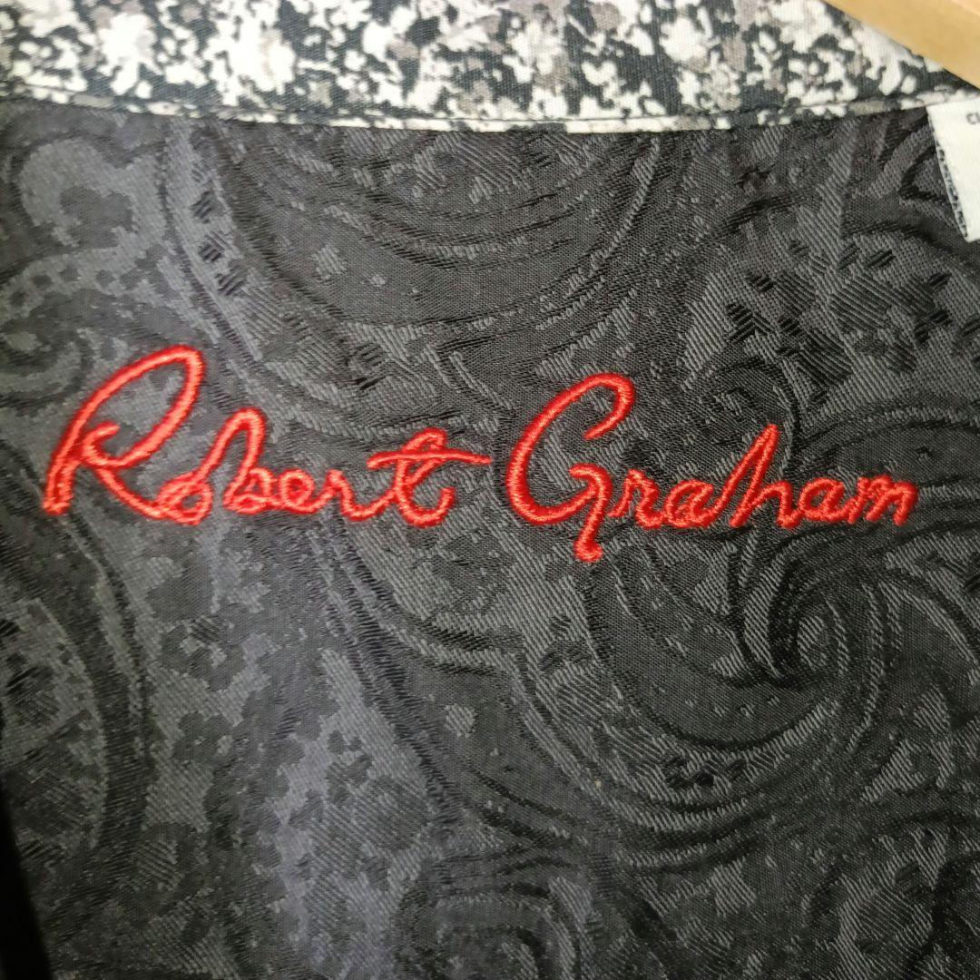 美品■Robert Graham 総柄 半袖シャツ ブラック ペイズリー柄 美品■Robert Graham 総柄 半袖シャツ ブラック ペイズリー柄