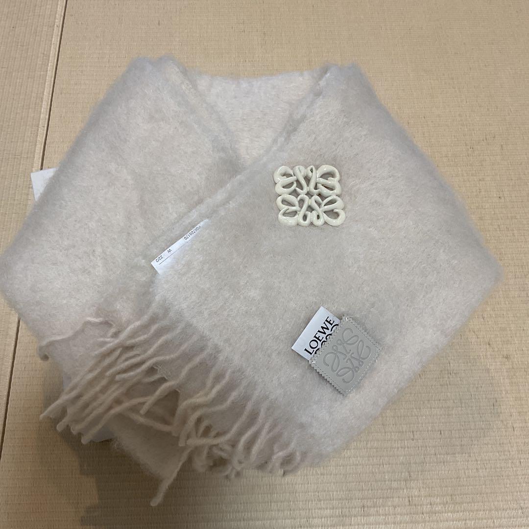【新品】ロエベ マフラー アナグラム モヘア スカーフ ブローチ