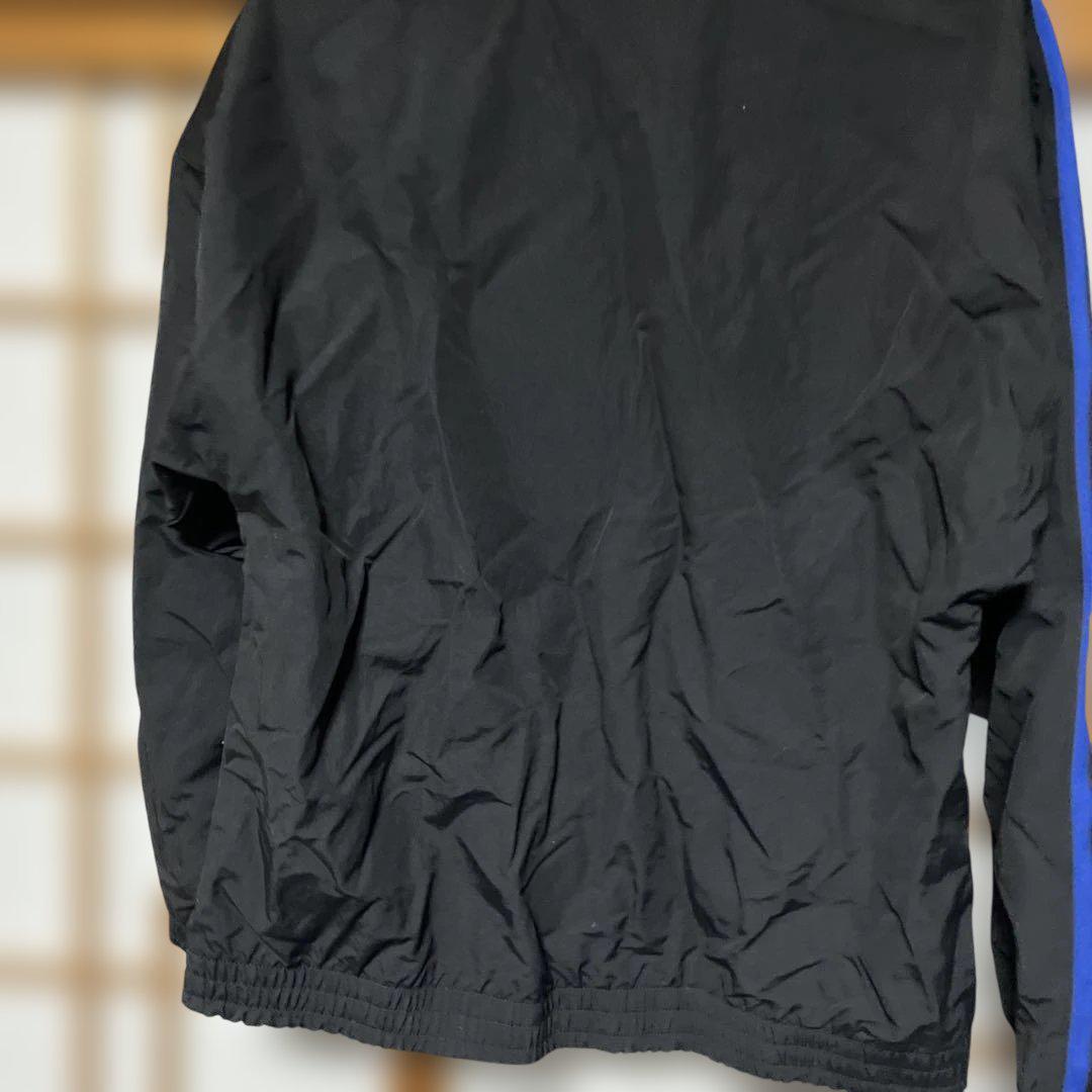 adidas ブラック ウィンドブレーカー