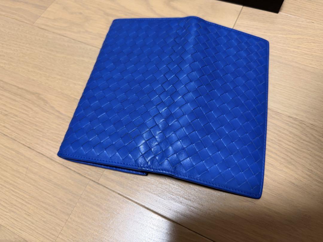 BOTTEGA VENETA イントレチャート 長財布　ネイビー