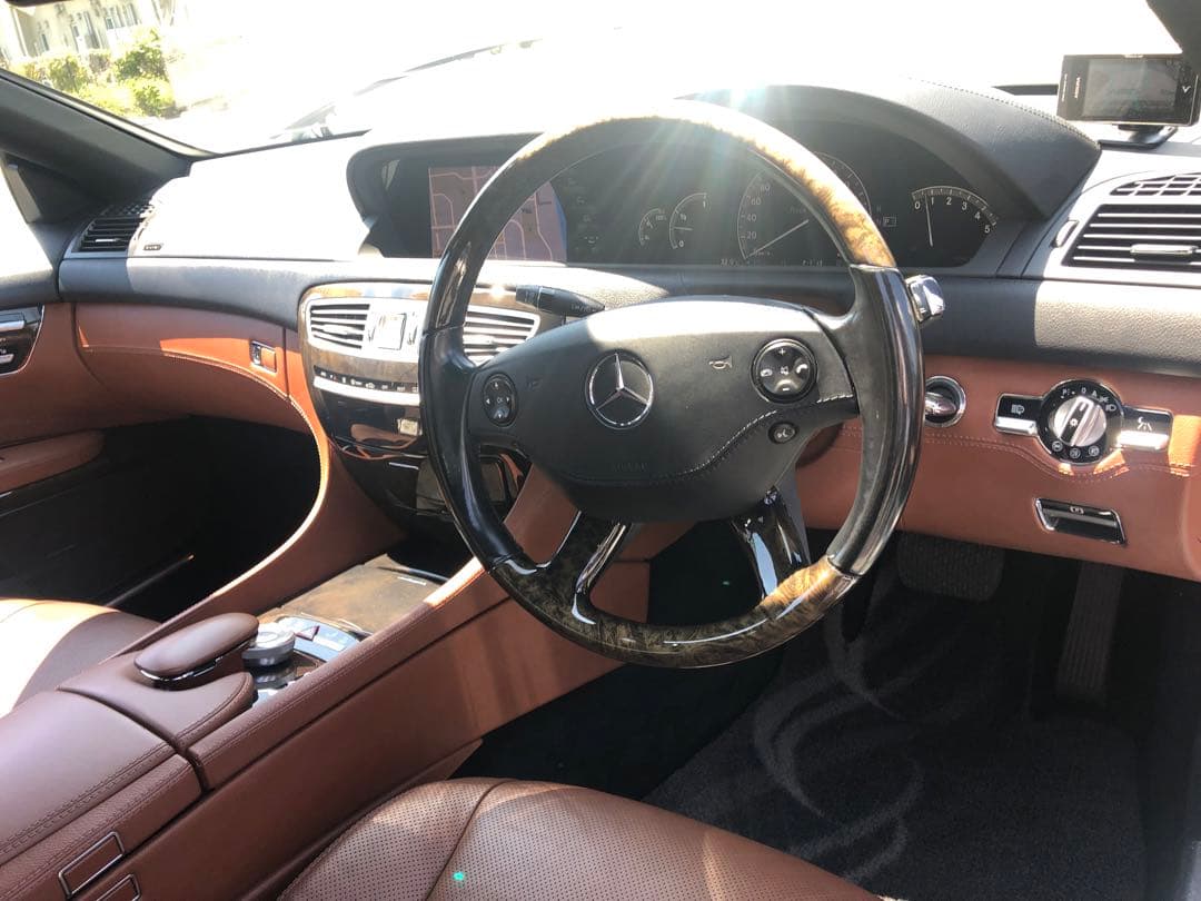 メルセデスベンツCL AMGスポーツパッケージ車検1年8ヶ月残っておりますクーペ