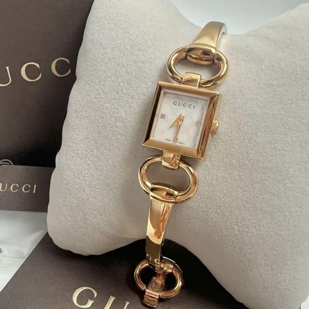 GUCCI ゴールド スクエア型 時計 トルナヴォーニ 美品♡GUCCI トルナヴォーニ スクエア 腕時計ゴールド YA120519