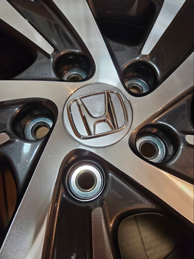 ホンダ 15インチ ホイール スポークデザイン