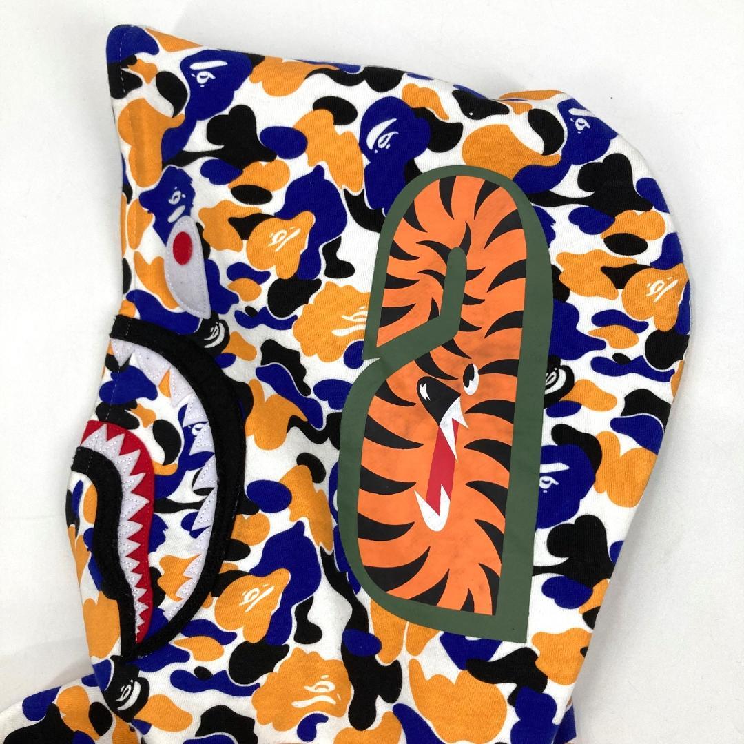 A BATHING APE　シャークパーカー　総柄　前橋限定　Lサイズ