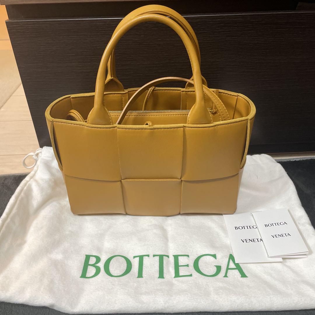 正規店【BOTTEGA VENETA】キャメル レザー ミニ ホーボーバッグ 楽天市場】BOTTEGA VENETA ボッテガヴェネタ ハンドバッグ MINI