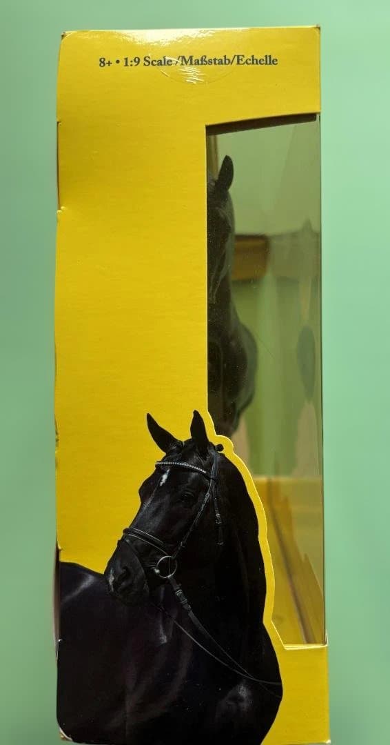 Breyer Totilas 黒馬 フィギュア 1:9スケール Breyer Totilas 黒馬 フィギュア 1:9スケール