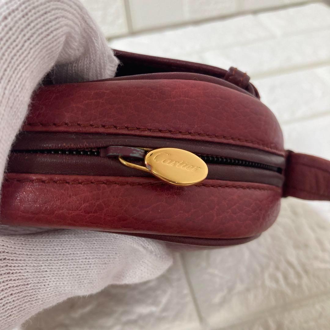 美品　カルティエ　ショルダーバッグ　ワインレッド