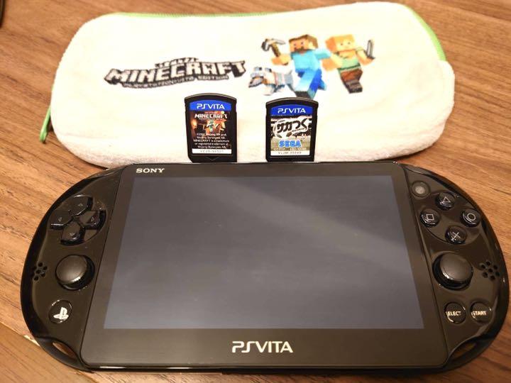 PlayStation®Vita(PCH-2000シリーズ)ブラック PlayStation®Vita(PCH-2000シリーズ)ブラック