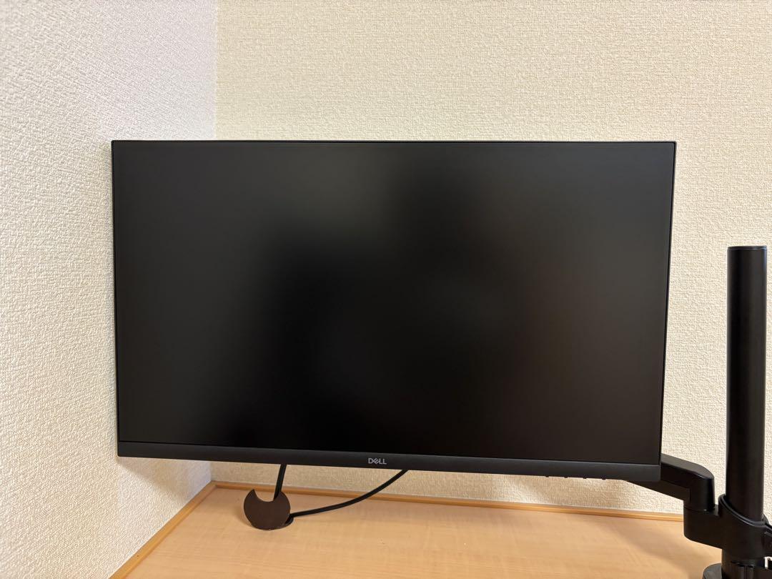 ほぼ新品　24インチDELL モニター 本体SE2425HM-R