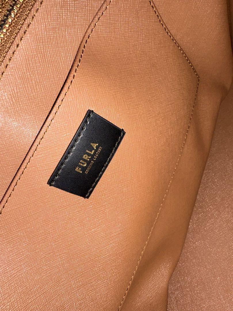 FURLA 黒 レザー トートバッグ