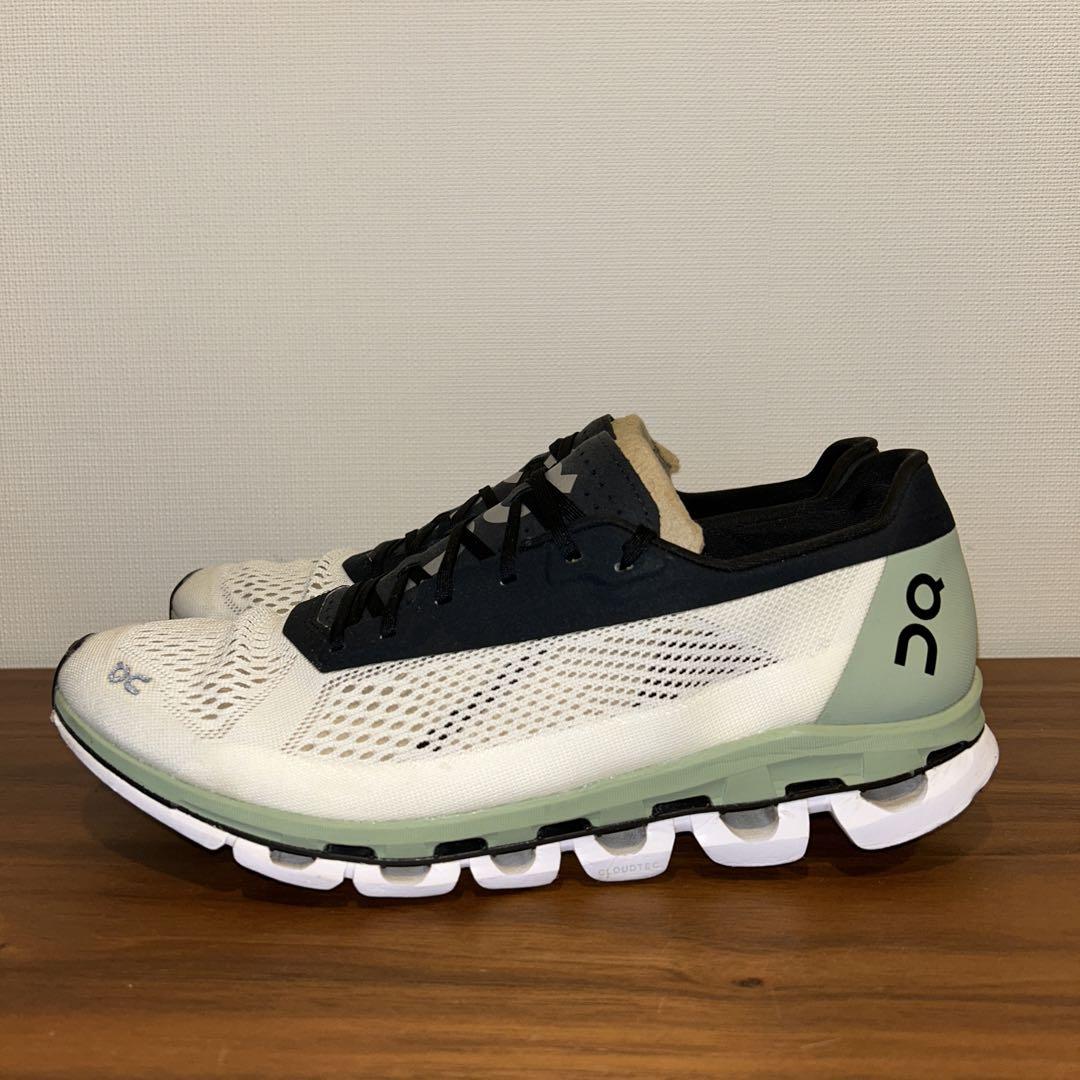 On オン　クラウドブーム