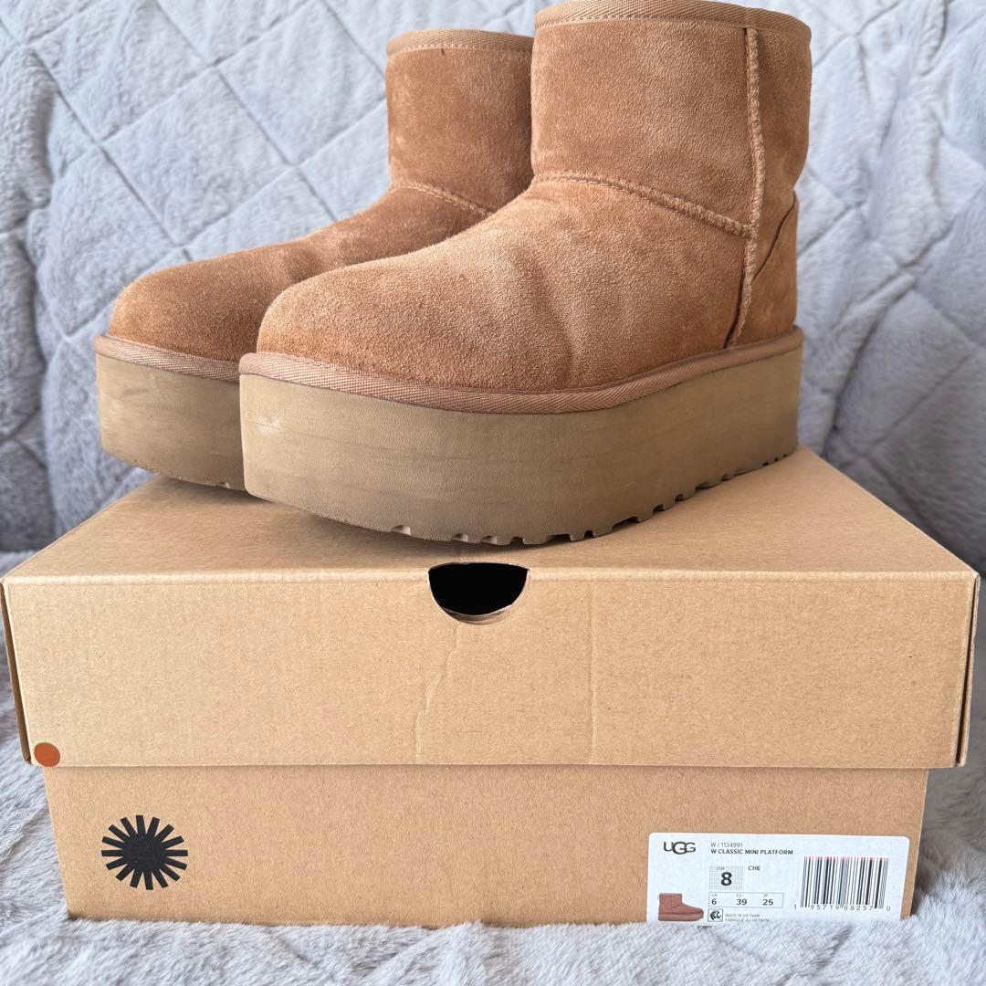 【UGG】クラシック ウルトラ ミニ 厚底ブーツ 25cm 【UGG】クラシック ウルトラ ミニ 厚底ブーツ 25cm