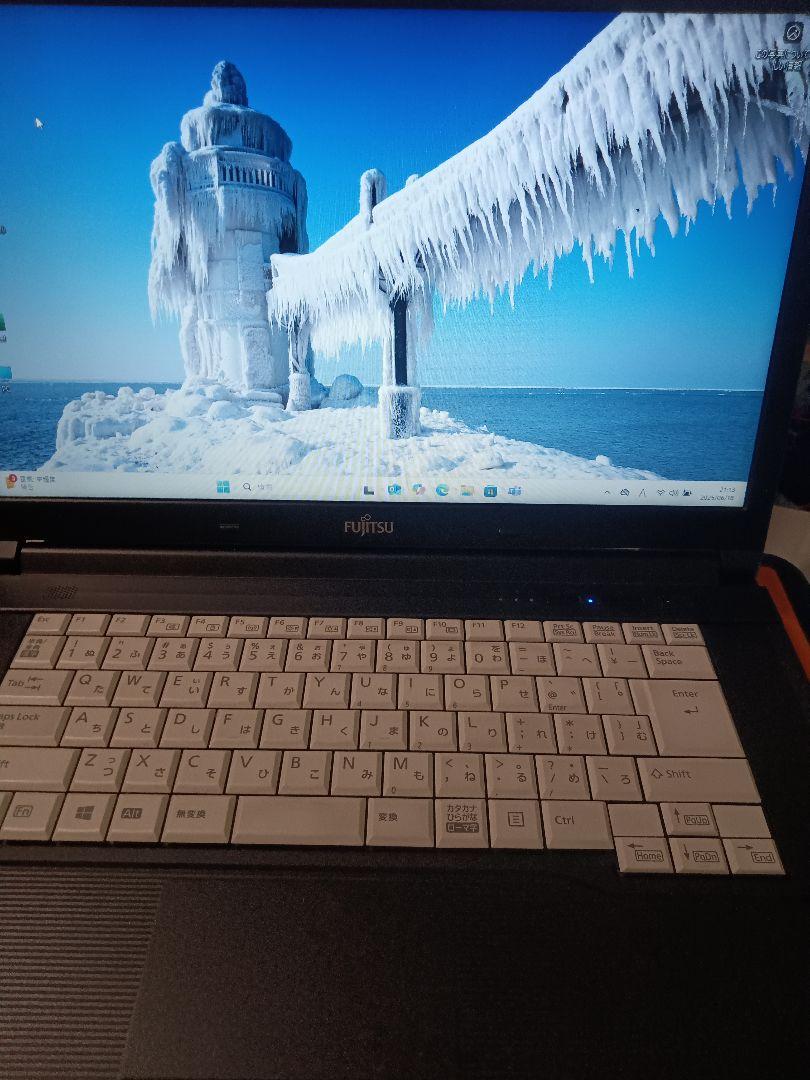 富士通ノートパソコンA577/P i5第7世代OS.Office