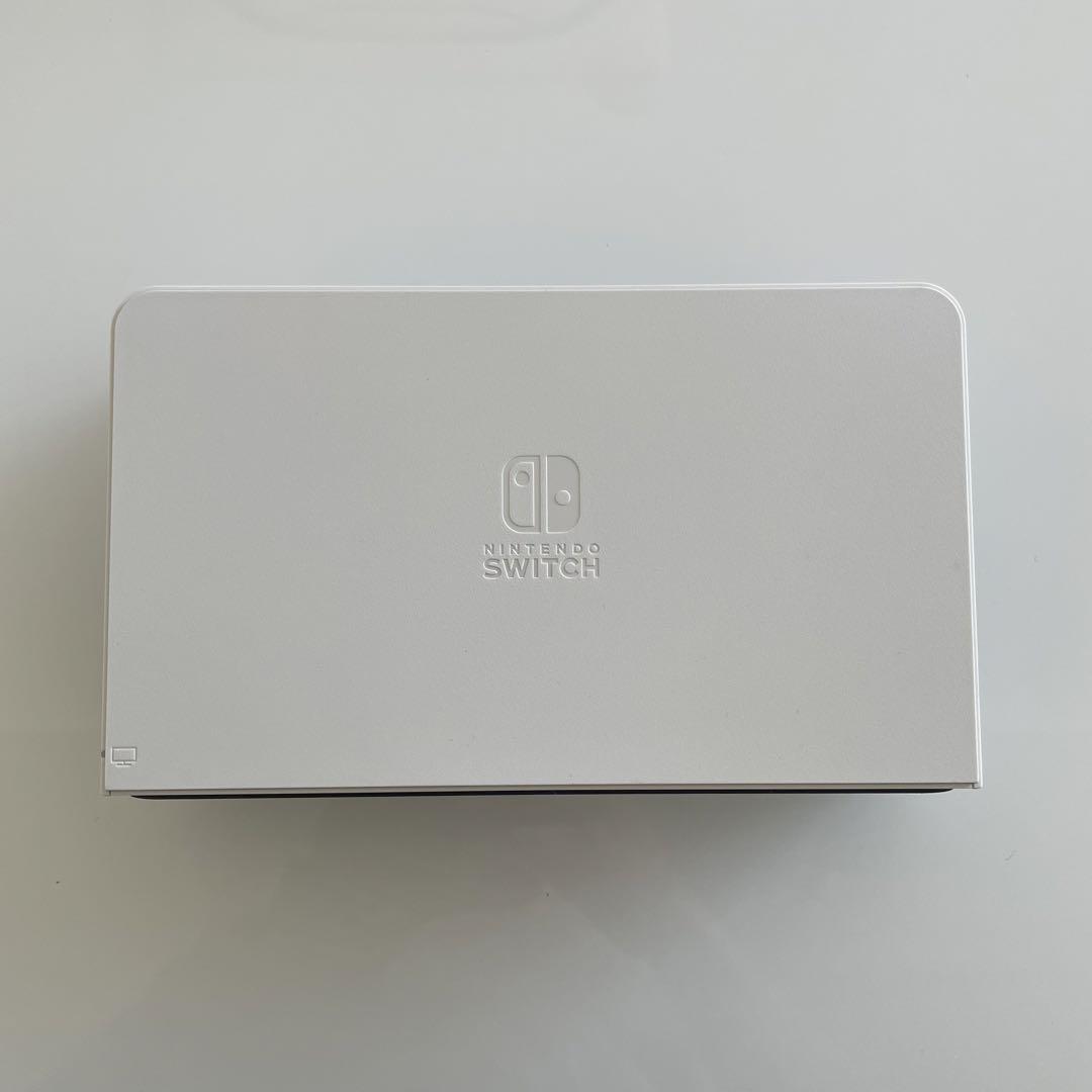 【美品】Nintendo Switch 有機ELモデル ホワイト ケース付