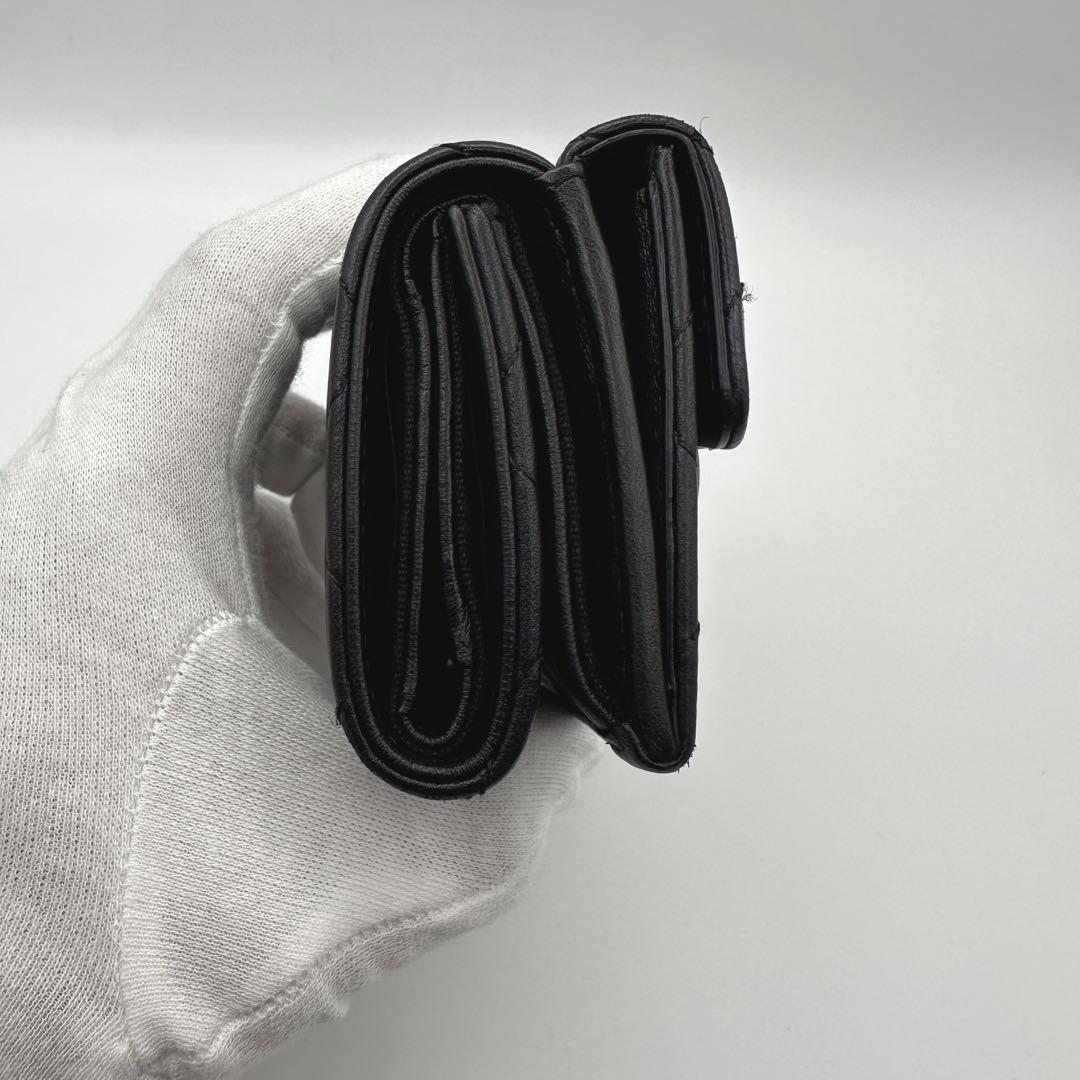 CHANEL シャネル ミニ財布 マトラッセ 三つ折り コンパクトゴールド金具