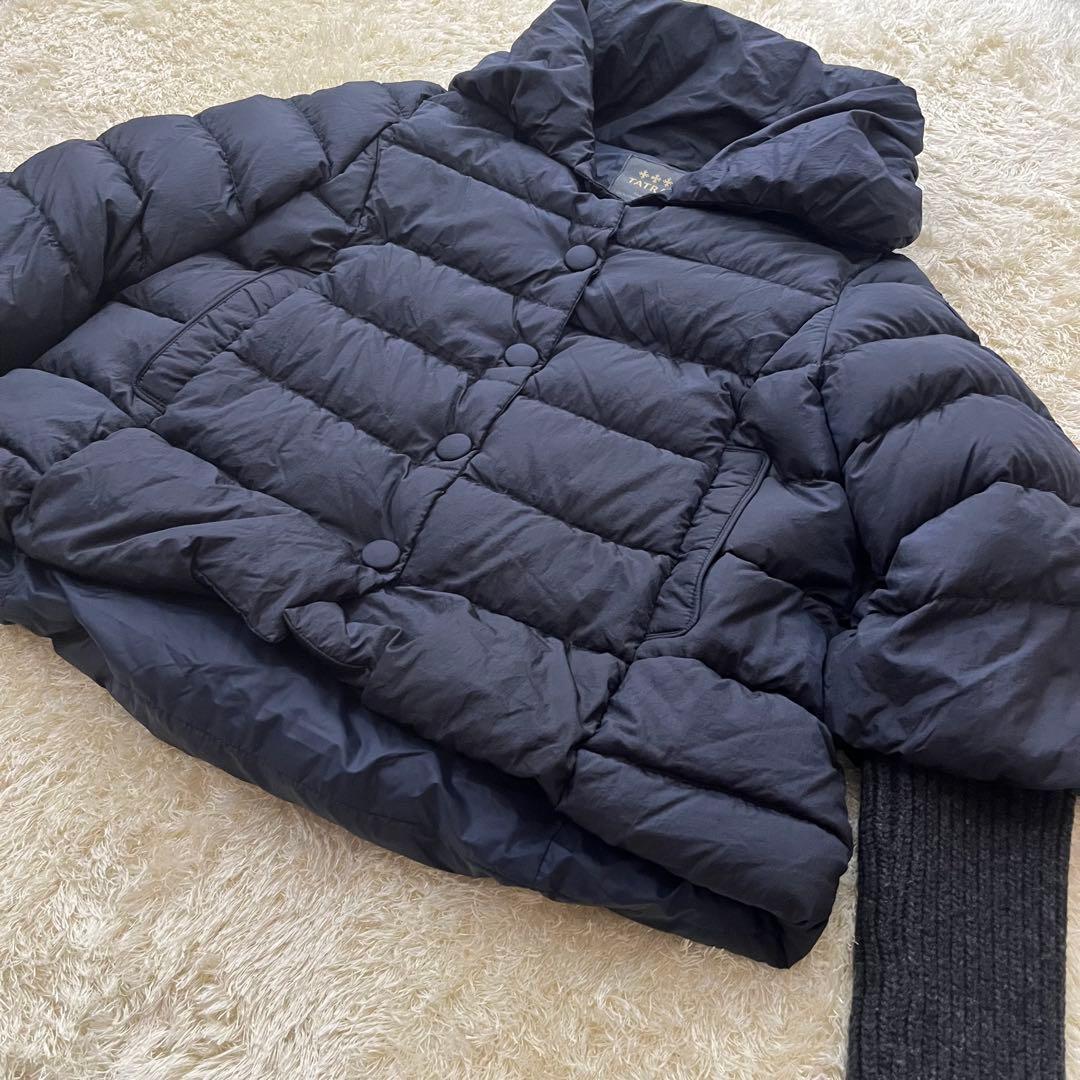 【極美品】TATRAS タトラス COLMA ショートダウン 03 ネイビー 【極美品】TATRAS タトラス COLMA ショートダウン 03 ネイビー