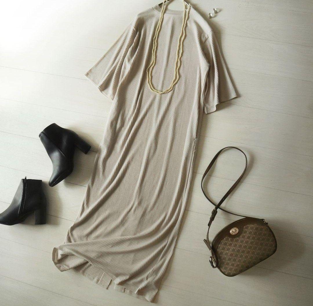 夏ミルクアイボリーベージュおしゃれスローブイエナハイネックリブ