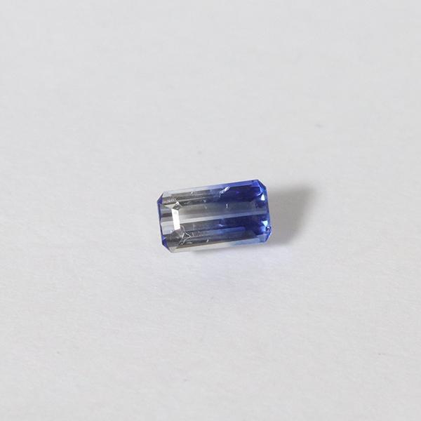 その他 バイカラー☆サファイア エメラルドカット0.43ct ルース 裸石 加工 【T-ポイント5倍】 日独鑑別書付★パライバトルマリン 0.092ct 加工 裸石 ルース その他