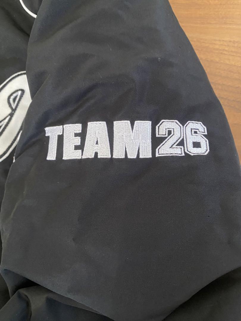 千葉ロッテマリーンズ　TEAM26　ミズノ製　中綿入りアウター