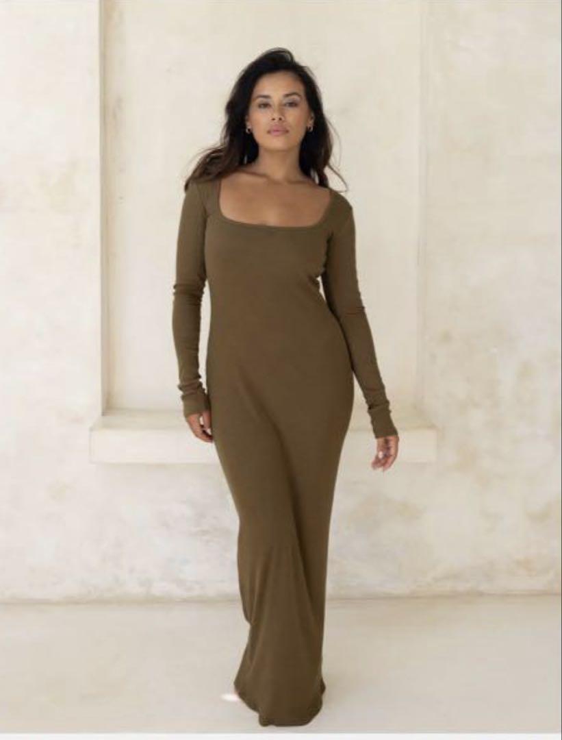 美品　AMATERAS long sleeve maxi dress