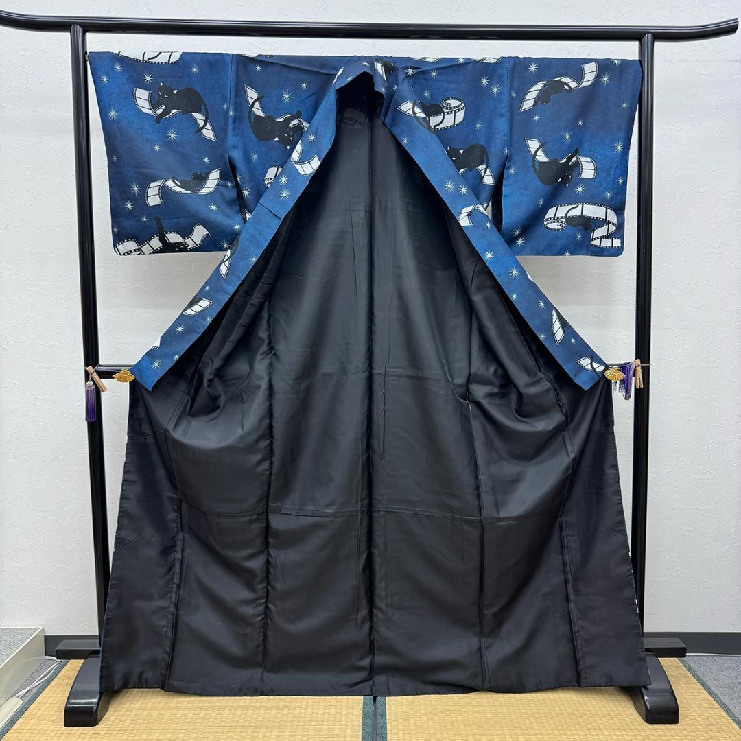 きものヱビス ■ ふりふ 猫にフィルム 小紋 化繊 身丈162cm、裄68cm