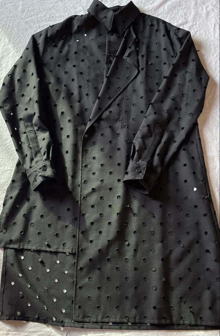 Y's パンチング ドット柄 ロング丈長袖シャツ Y's パンチング ドット柄 ロング丈長袖シャツ