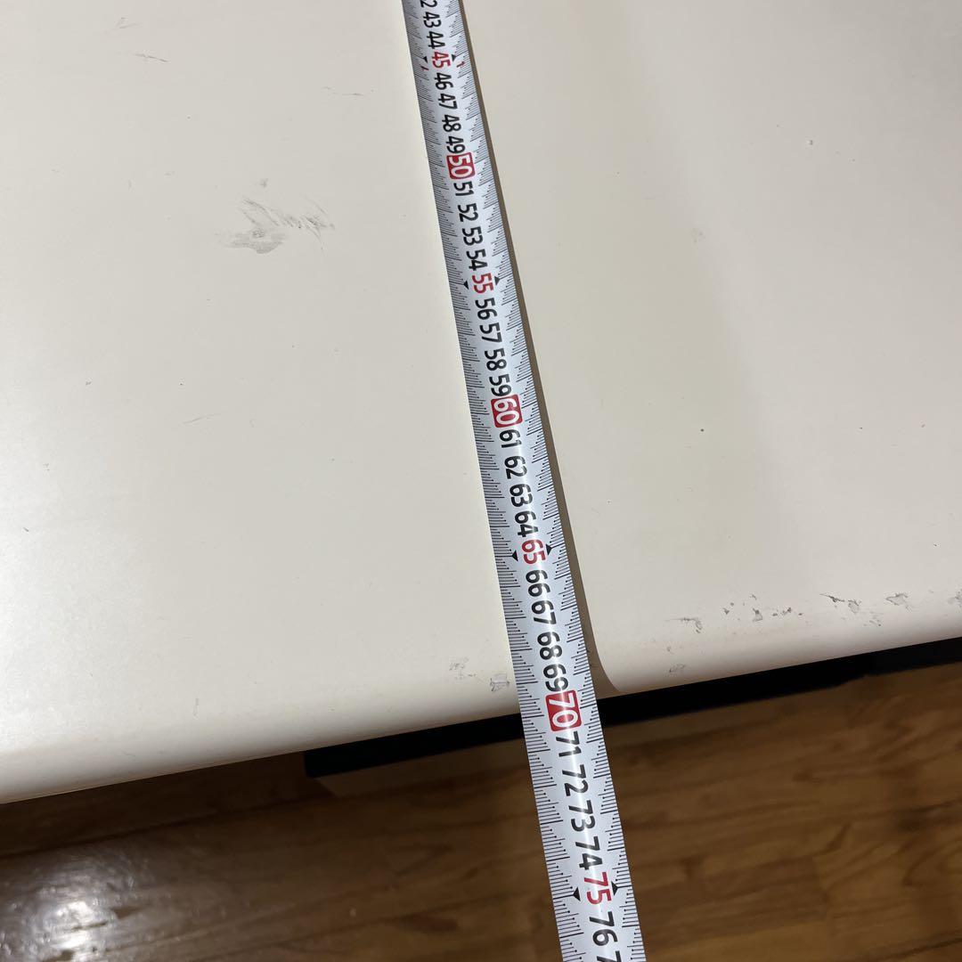 3段引き出し付き