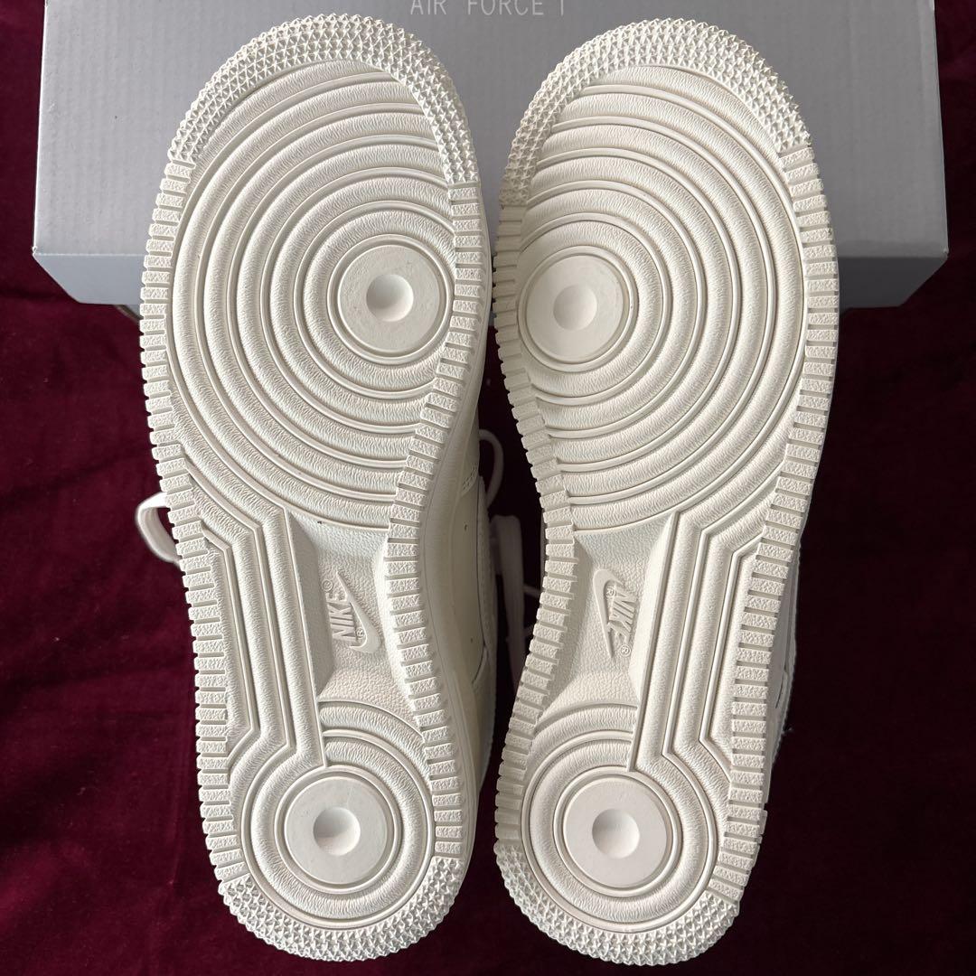 NIKE AIR FORCE 1 07ESS ホワイト 新品・未使用