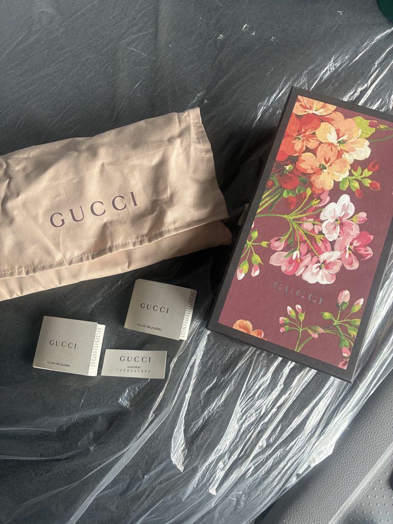 GUCCI 花柄　長財布　美品