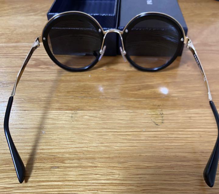 最新品定番 二子玉川高島屋で購入したプラダサングラスです yDtxj-m29670788961 全品5倍