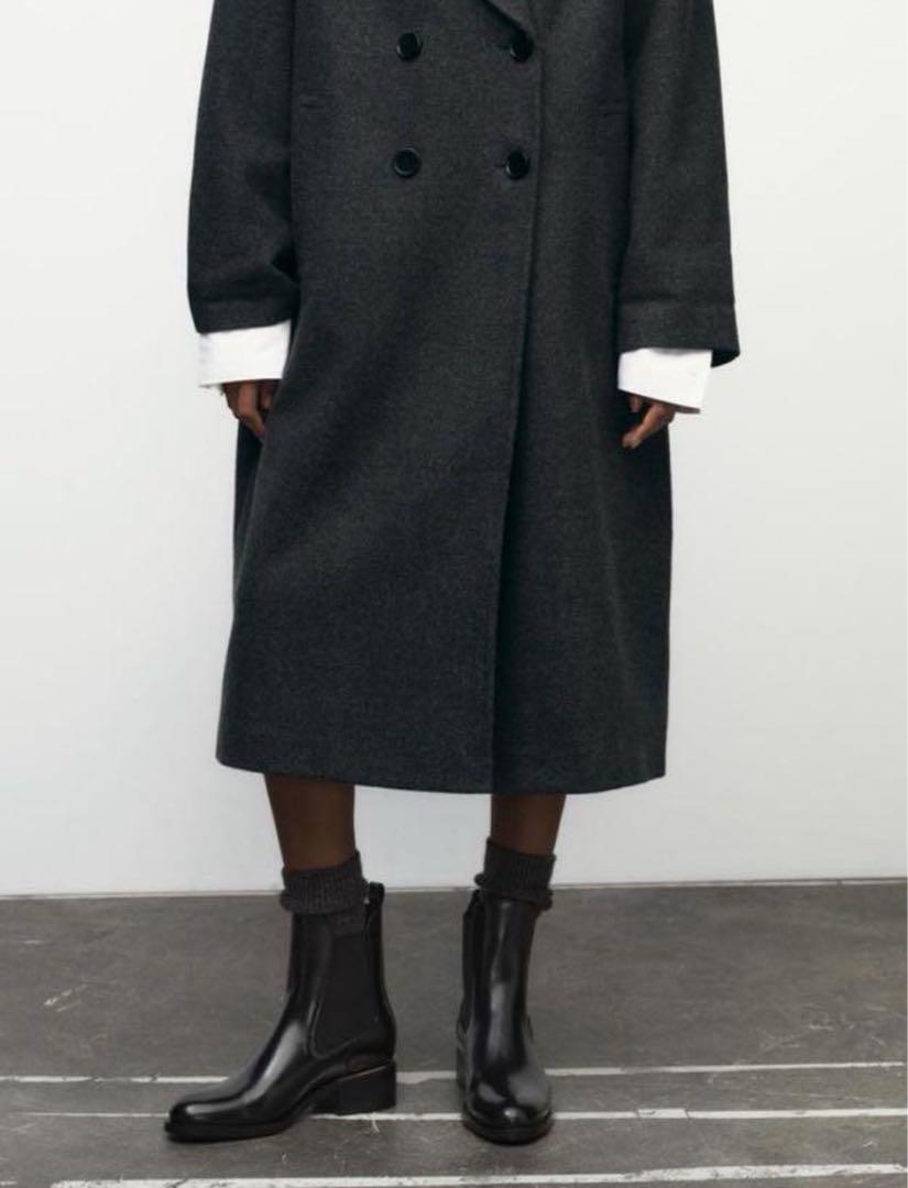 ZARA プレート付きショートブーツ ZARA プレート付きショートブーツ