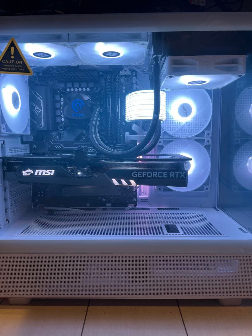 白いゲーミングPC i5-12600KF RTX4060ti NVME