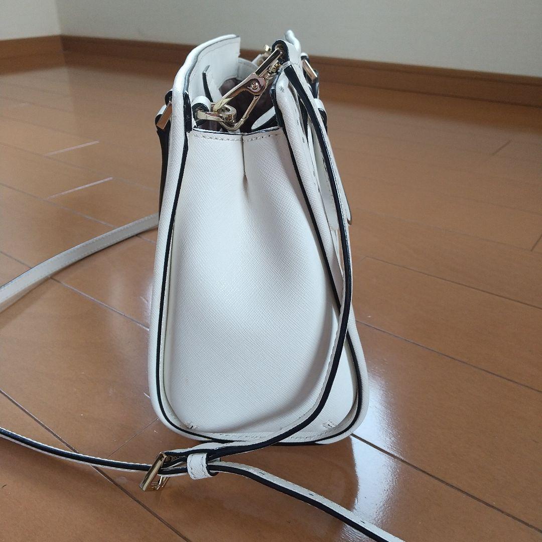 パンチングバッグ❣️【kate spade】ケイトスペード　 ホワイト カバン