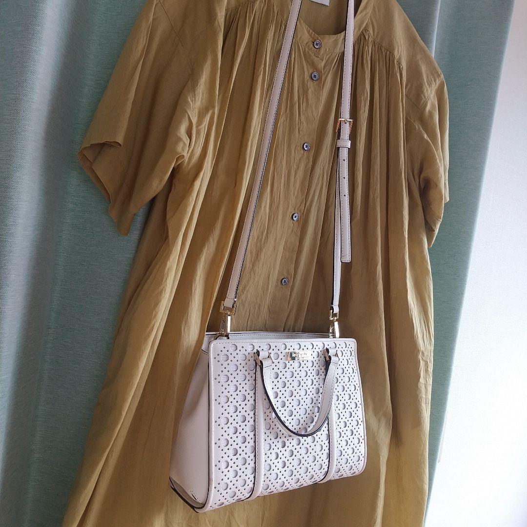パンチングバッグ❣️【kate spade】ケイトスペード　 ホワイト カバン